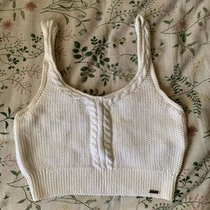 NWOT Hollister Ivory Cable Knit Crop Top